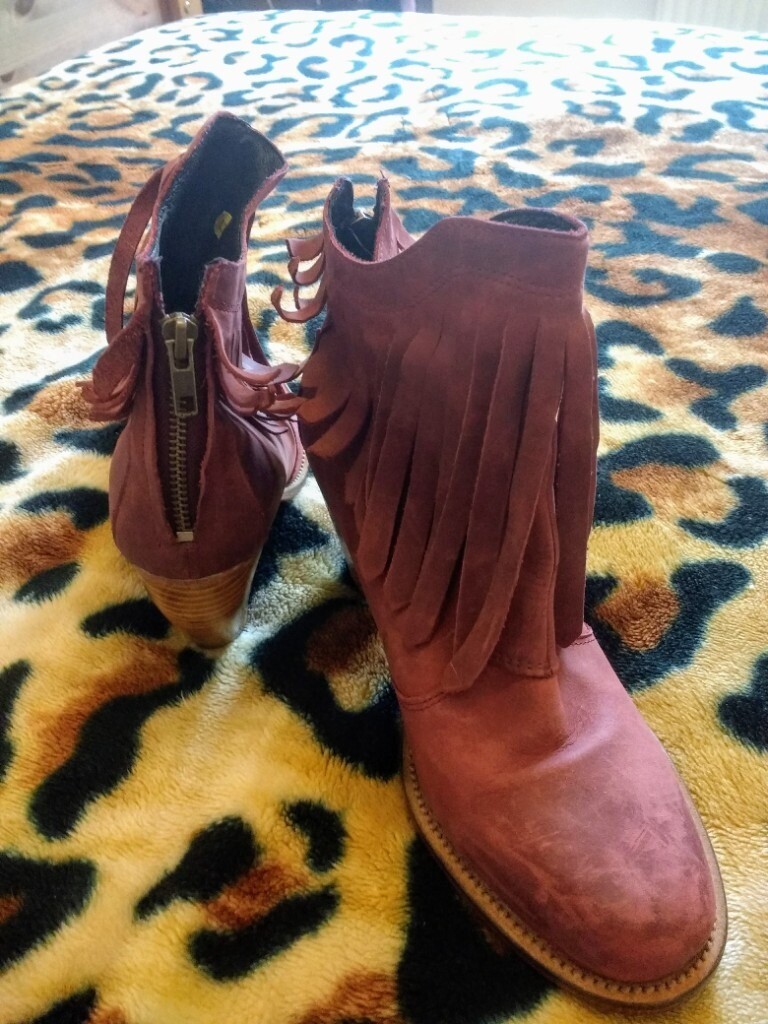 ladies ankle cowboy boots uk